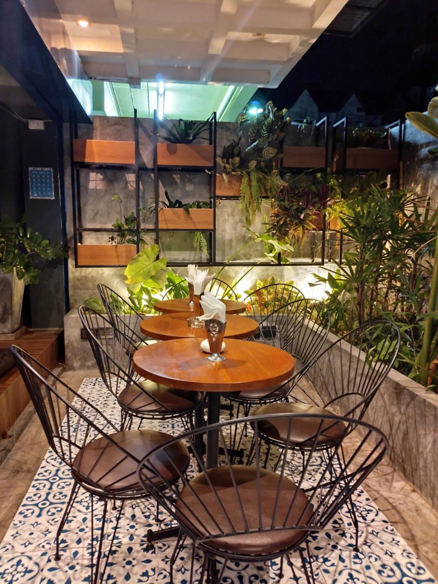 班乐园酒店【SHA Extra Plus】 Patong 外观 照片